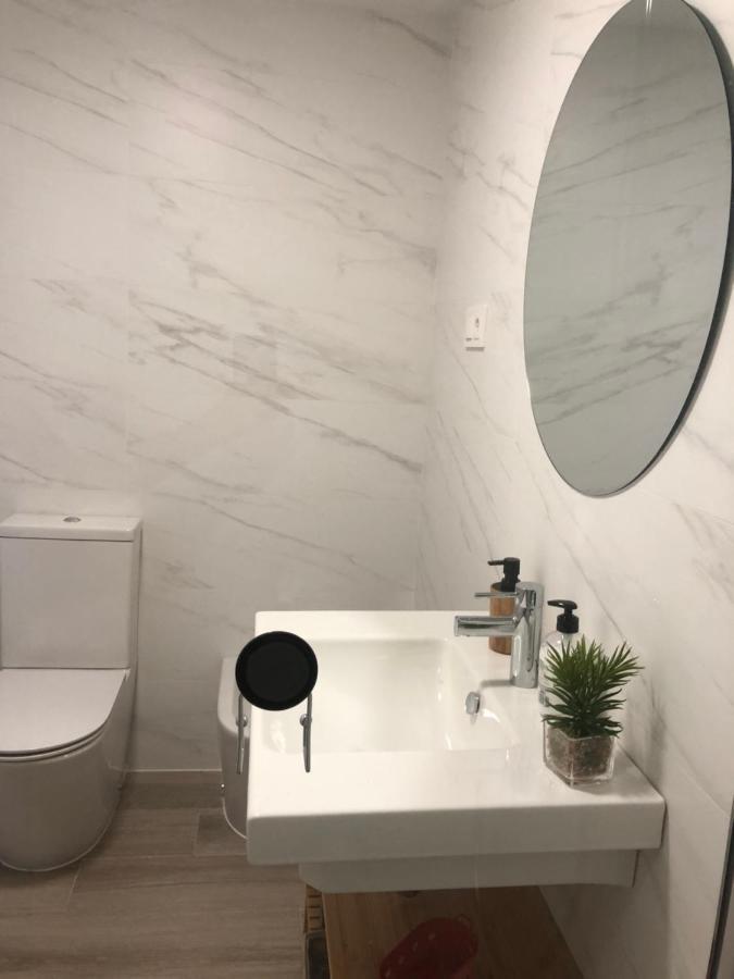 Habitacion Con Bano Privado Bilbao Exterior foto
